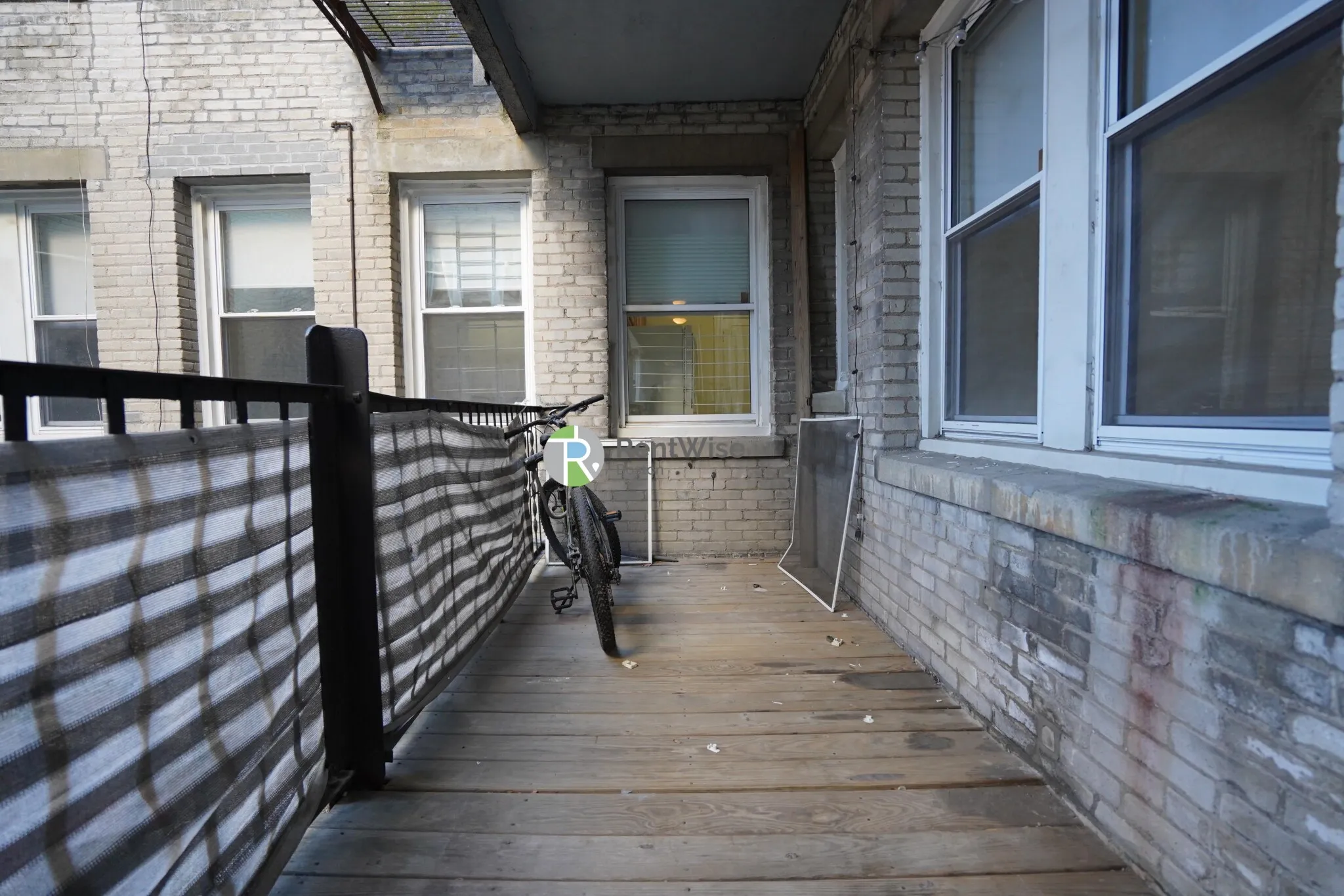 2 bed, 1 bath apartment for rent at 1634 Commonwealth Ave Unit 4, Brighton — photo 12 of 17