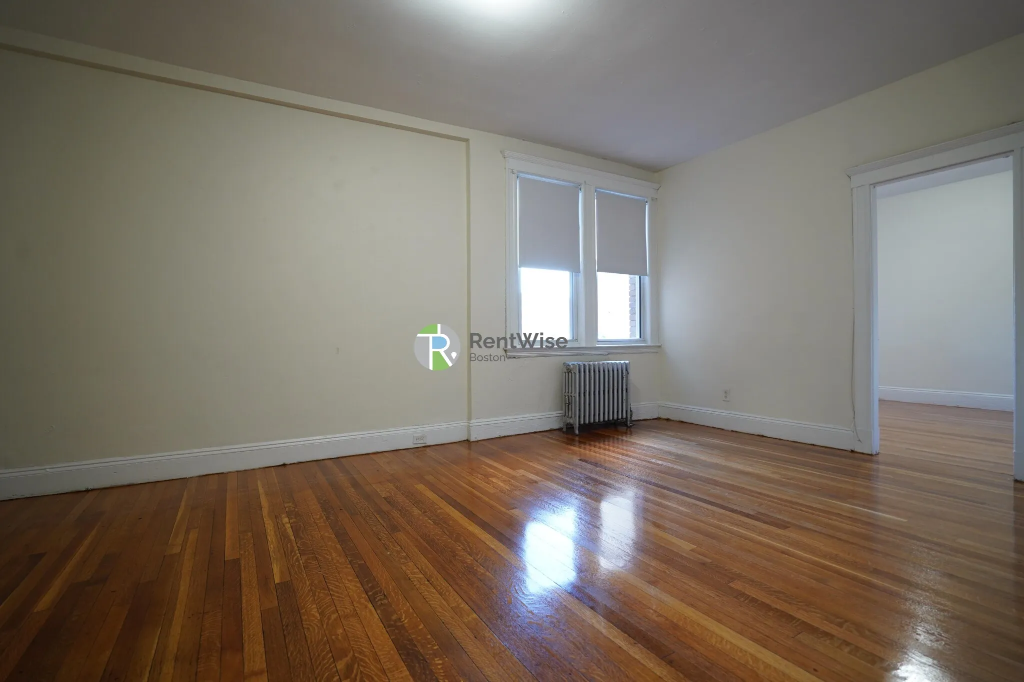 2 bed, 1 bath apartment for rent at 1634 Commonwealth Ave Unit 4, Brighton — photo 2 of 17
