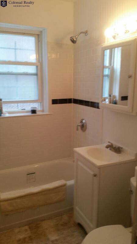 2 bed, 1 bath apartment for rent at 1635 Commonwealth Ave Unit 75, Brighton — photo 4 of 8