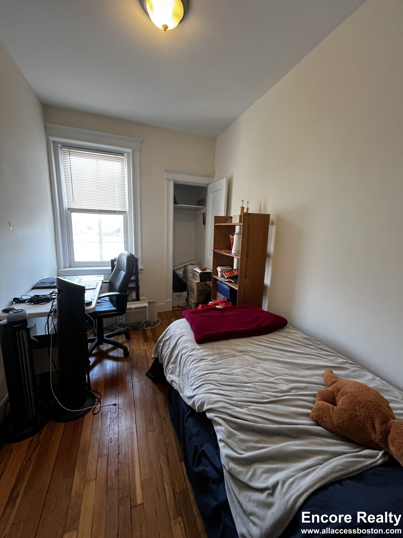 2 bed, 1 bath apartment for rent at 1637 Commonwealth Ave Unit 2, Brighton — photo 9 of 26