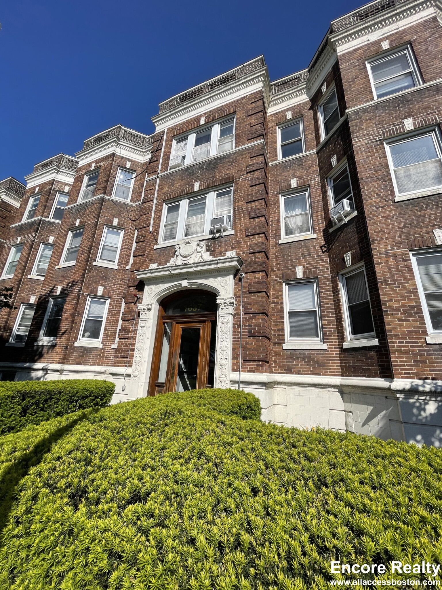 1 bed, 1 bath apartment for rent at 1637 Commonwealth Ave Unit 8, Brighton — photo 7 of 8