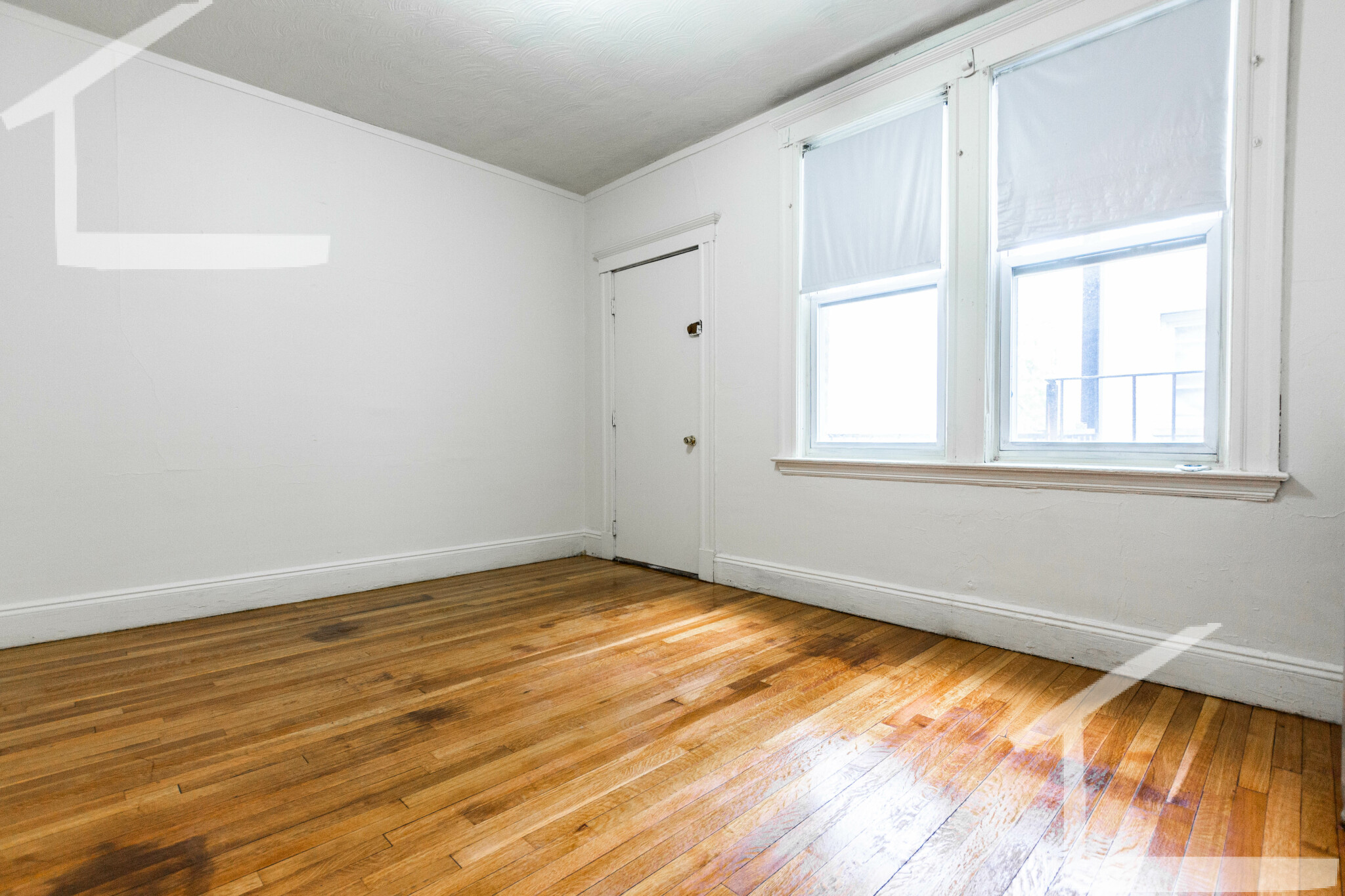3 bed, 1 bath apartment for rent at 1638 Commonwealth Ave Unit 17, Brighton — photo 2 of 7