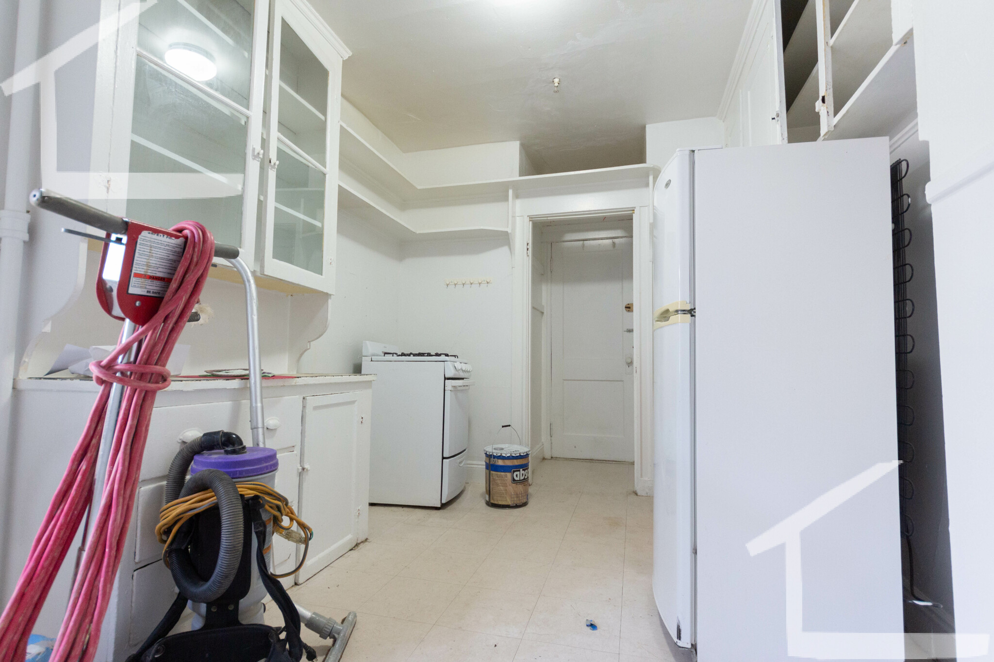 3 bed, 1 bath apartment for rent at 1638 Commonwealth Ave Unit 17, Brighton — photo 6 of 7