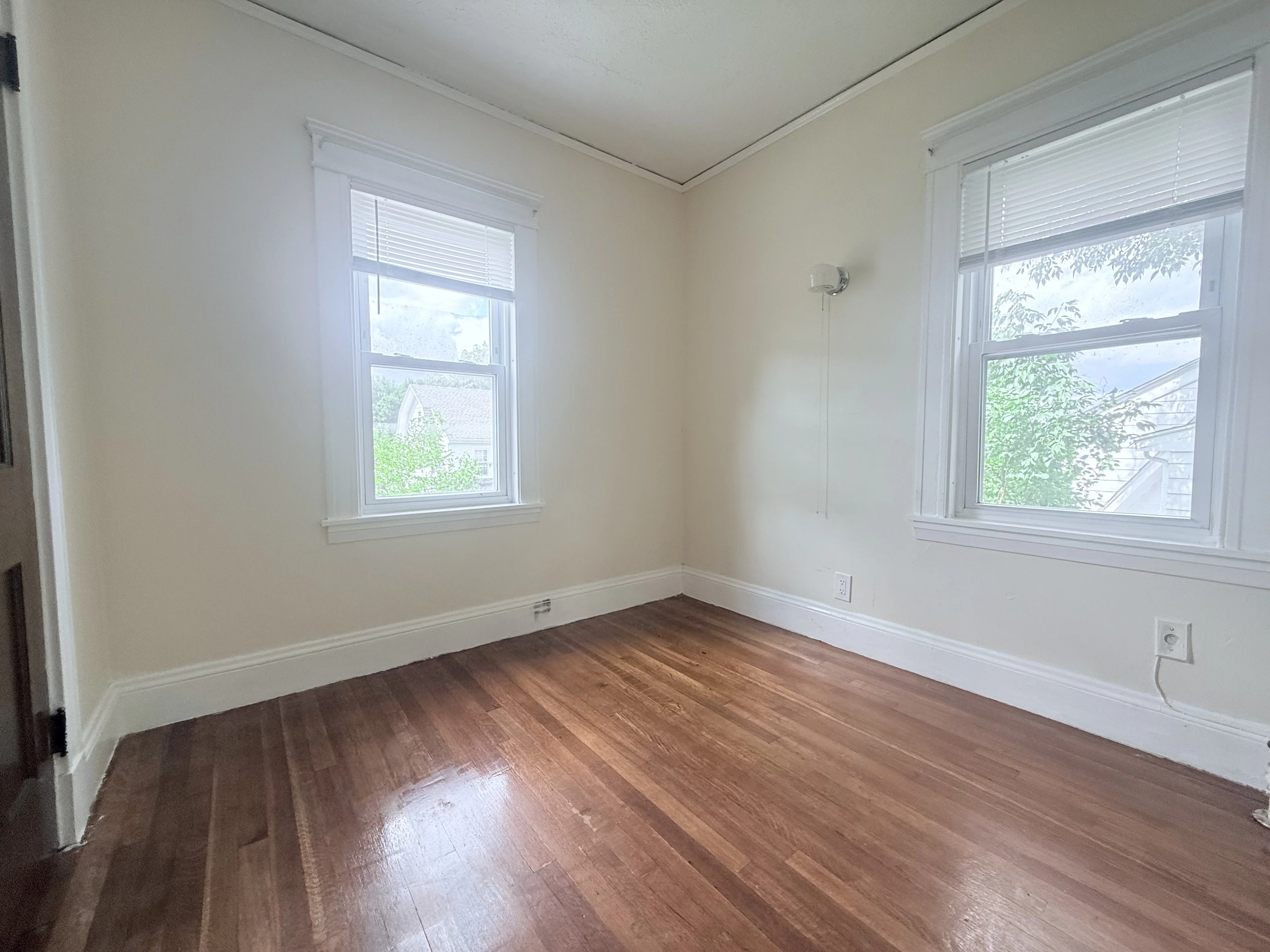 3 bed, 2.5 bath apartment for rent at 1639 Washington St Unit 1, West Newton — photo 14 of 18