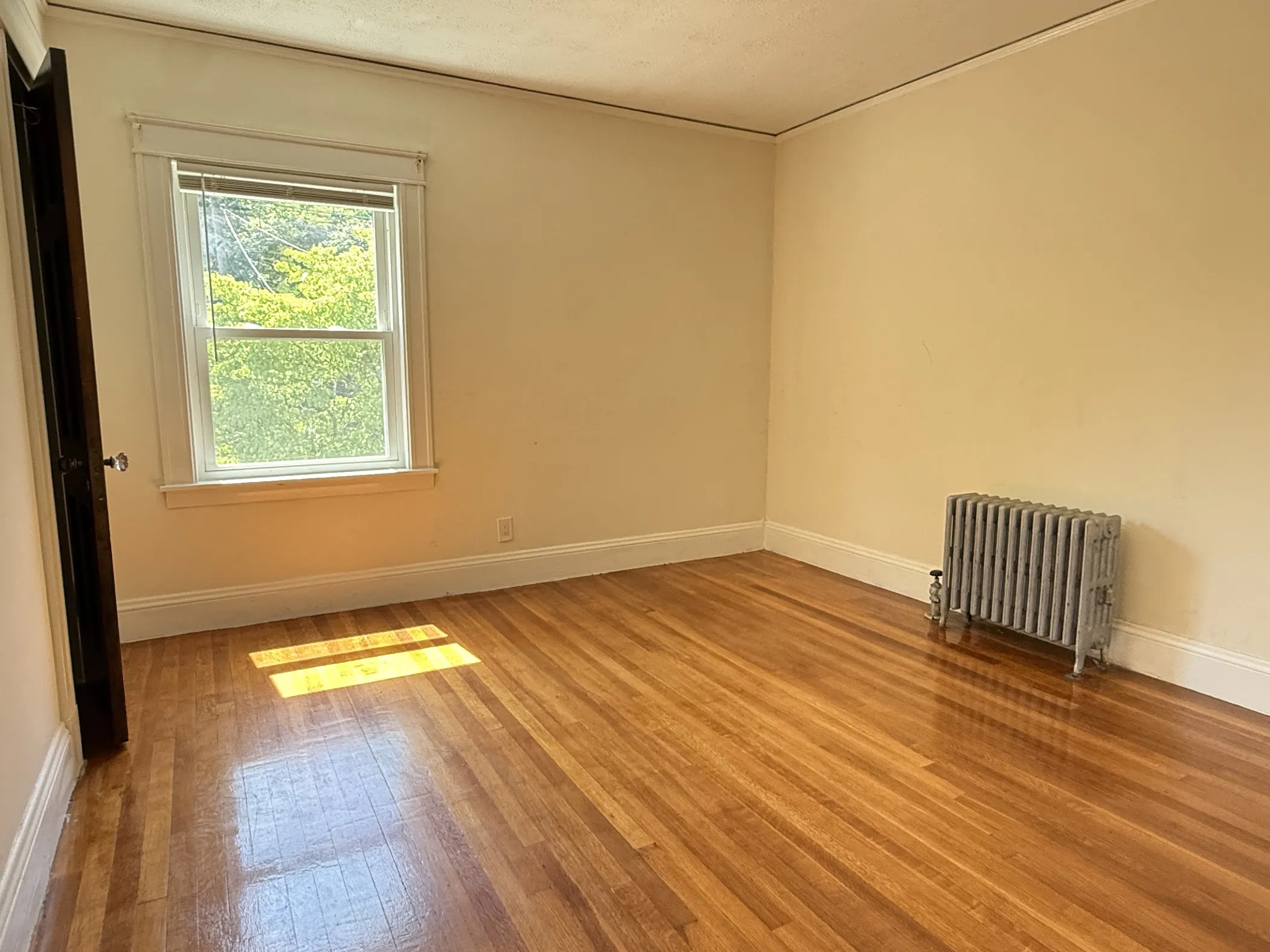 3 bed, 2.5 bath apartment for rent at 1639 Washington St Unit 1, West Newton — photo 6 of 18