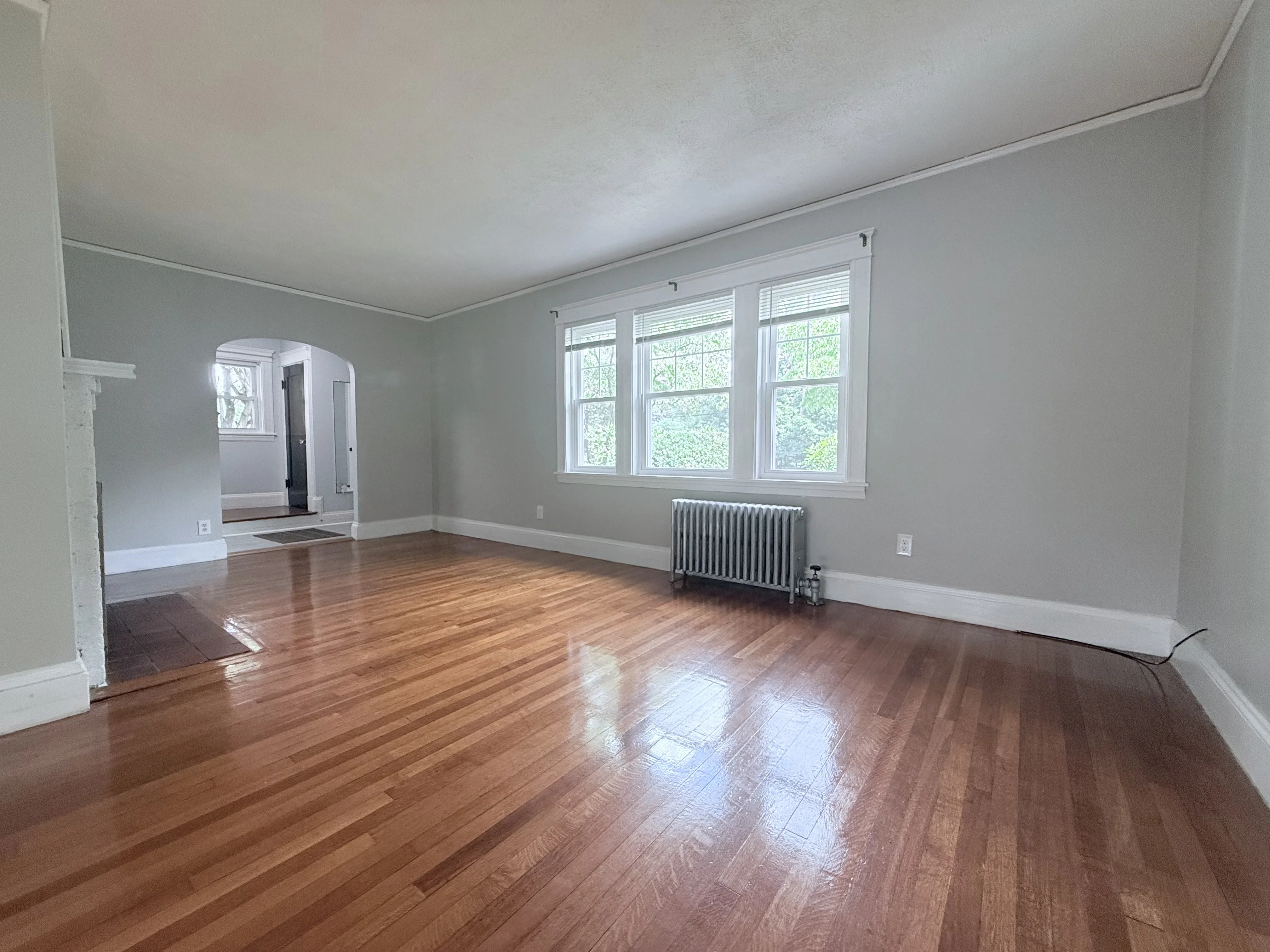 3 bed, 2.5 bath apartment for rent at 1639 Washington St Unit 1, West Newton — photo 5 of 18
