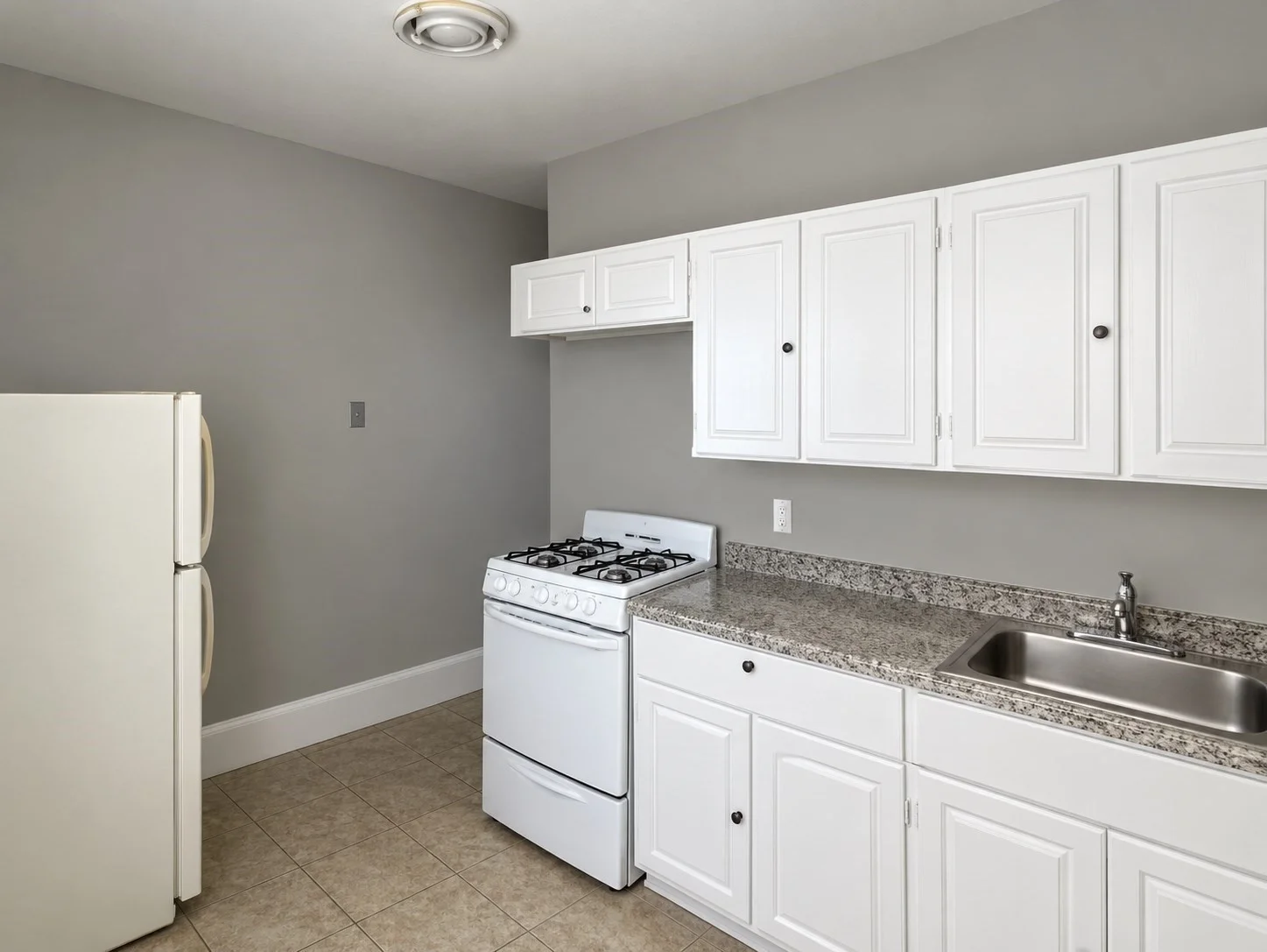2 bed, 1 bath apartment for rent at 164-166 Washington Ave Unit 12A, Bellingham Square — photo 5 of 9