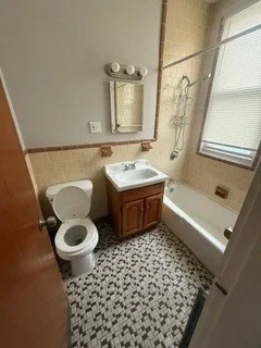 1 bed, 1 bath apartment for rent at 164-166 Washington Ave Unit 7, Bellingham Square — photo 7 of 11