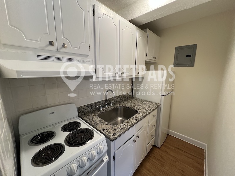1 bed, 1 bath apartment for rent at 164 Beacon St Unit 2A, Back Bay
