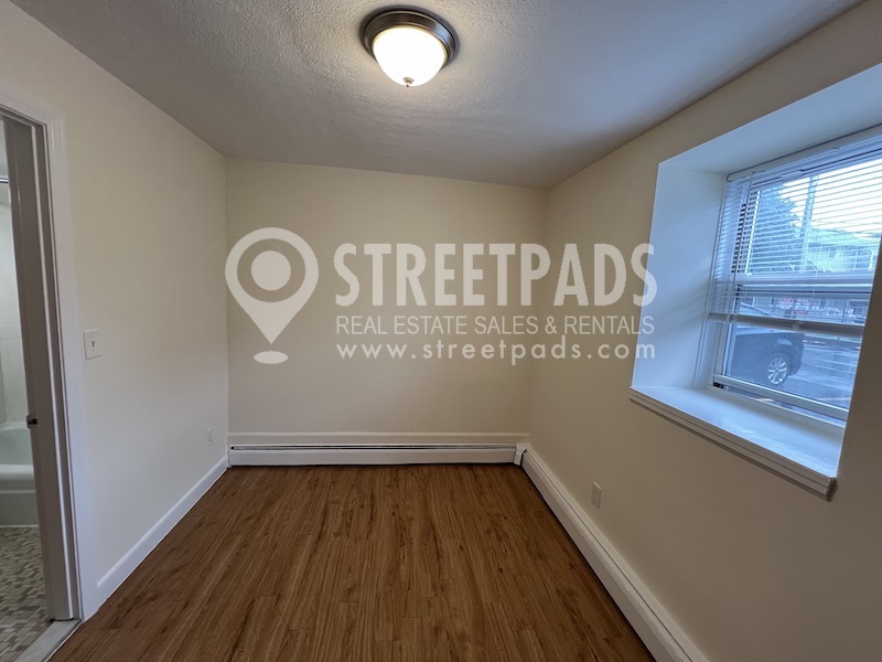 1 bed, 1 bath apartment for rent at 164 Beacon St Unit 2A, Back Bay — photo 3 of 14