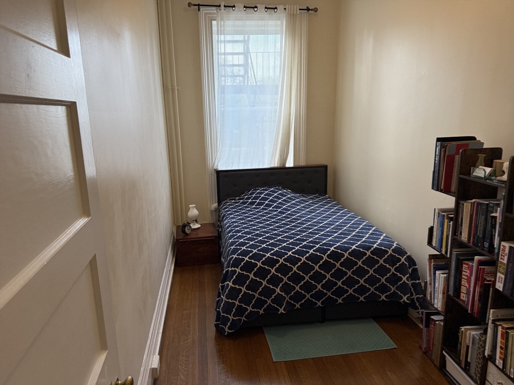 1 bed, 1 bath apartment for rent at 164 Beacon St Unit 4, Back Bay — photo 9 of 13
