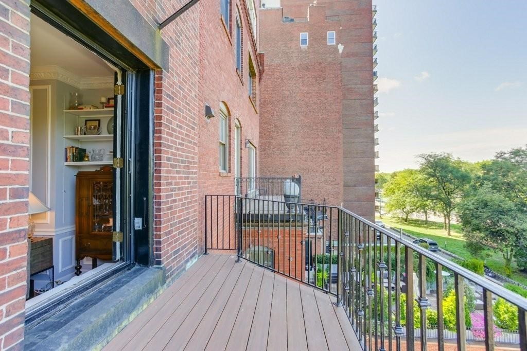 1 bed, 1 bath apartment for rent at 164 Beacon St Unit 6, Back Bay — photo 9 of 13
