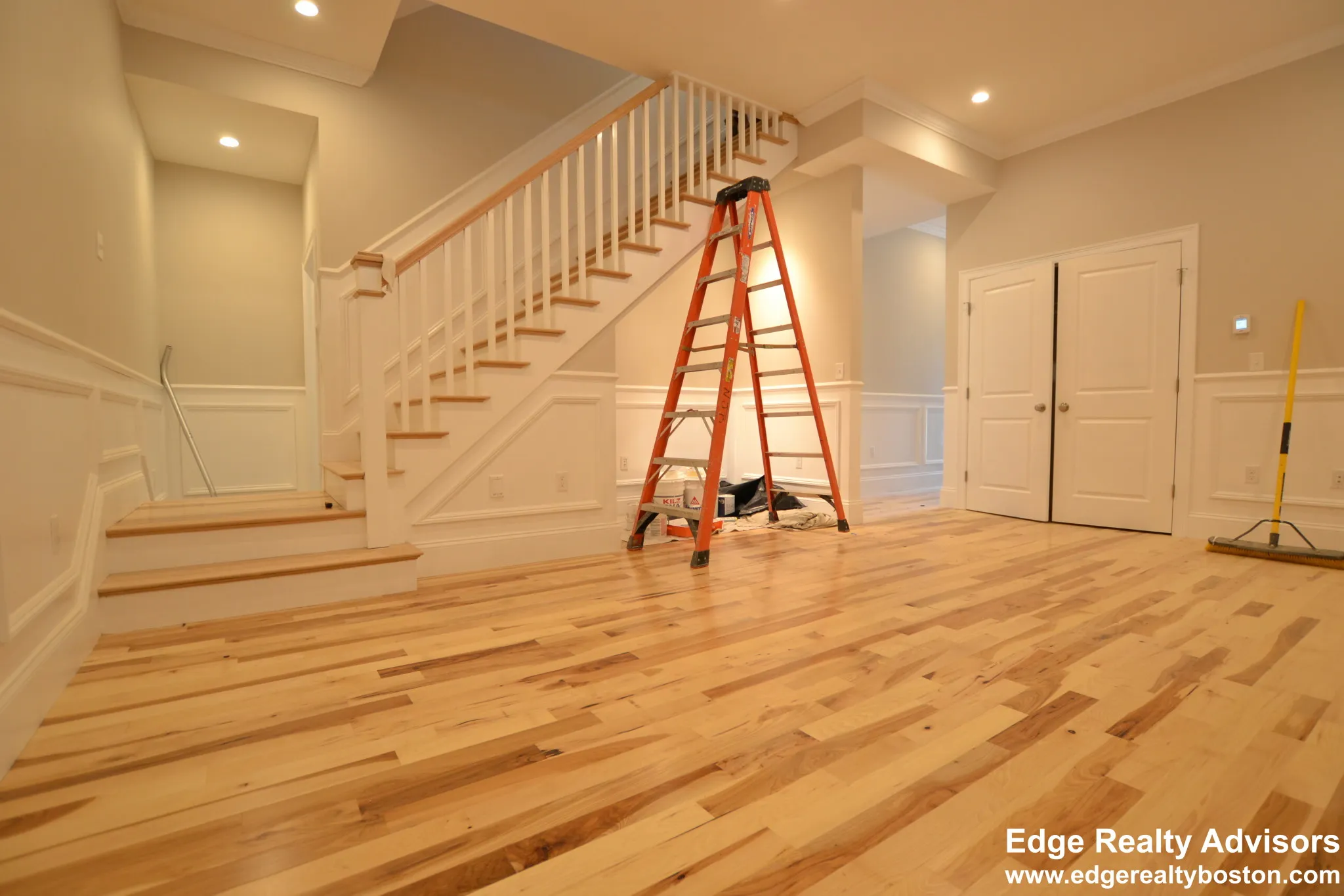 4 bed, 3.5 bath apartment for rent at 164 Bigelow St Unit 1, Oak Square — photo 14 of 17
