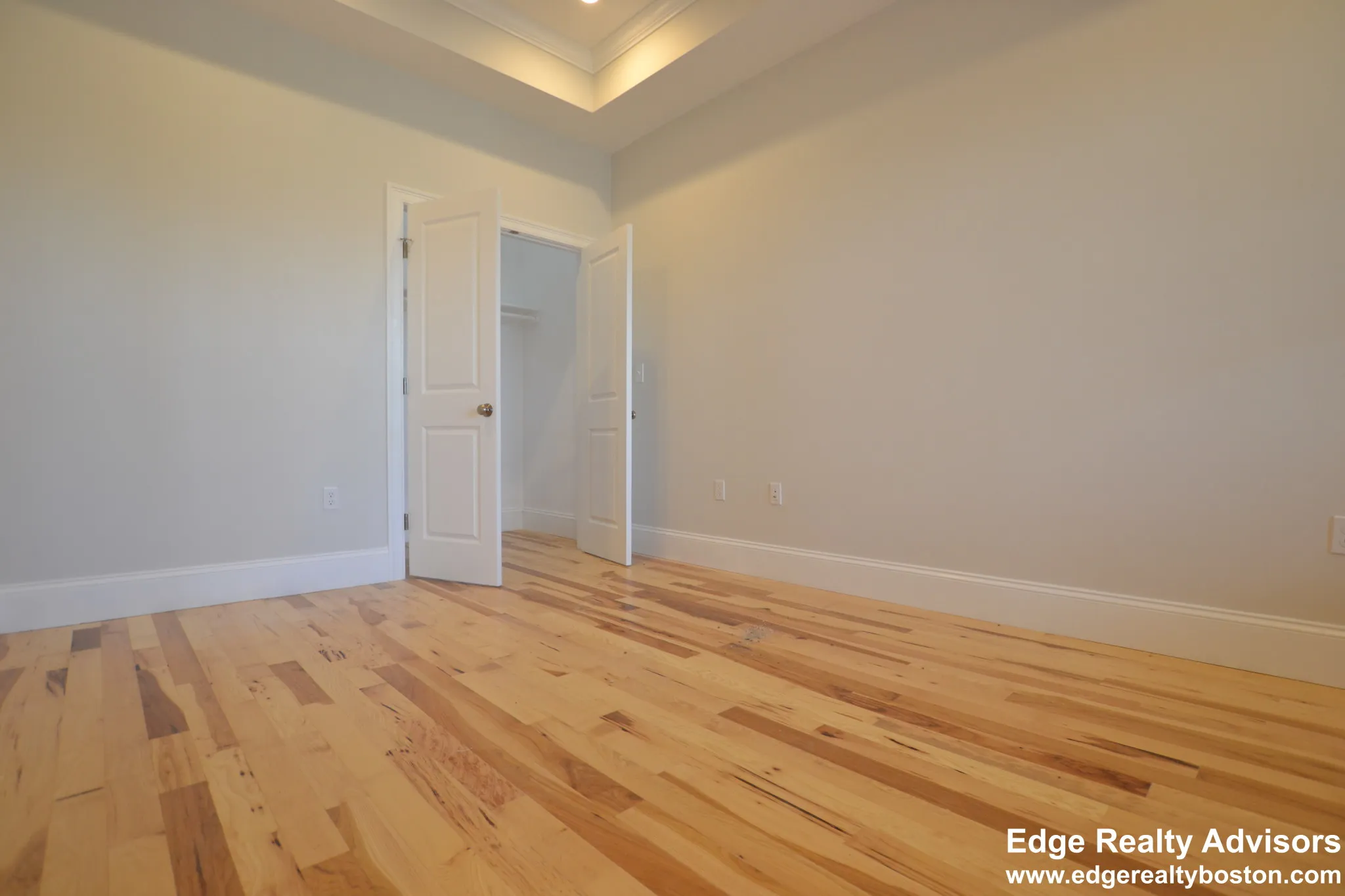 4 bed, 3.5 bath apartment for rent at 164 Bigelow St Unit 1, Oak Square — photo 13 of 17