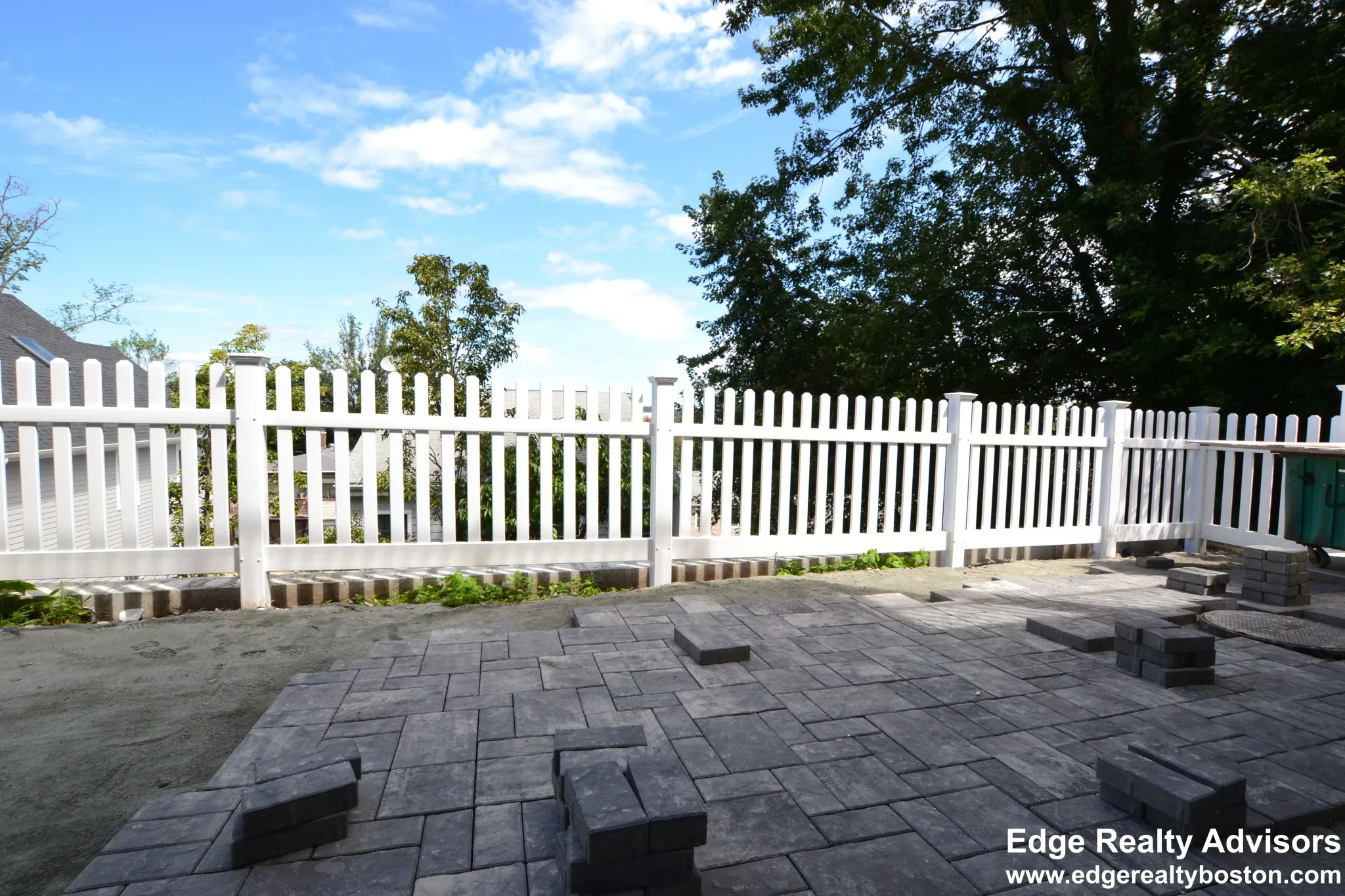 4 bed, 3.5 bath apartment for rent at 164 Bigelow St Unit 1, Oak Square — photo 17 of 17