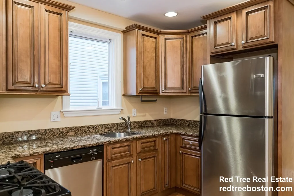 2 bed, 2 bath apartment for rent at 164 Boylston St Unit 1, Jamaica Plain — photo 4 of 19