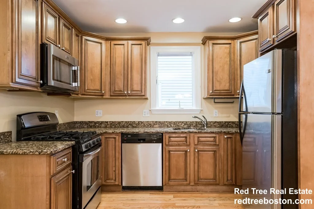 2 bed, 2 bath apartment for rent at 164 Boylston St Unit 1, Jamaica Plain — photo 2 of 19
