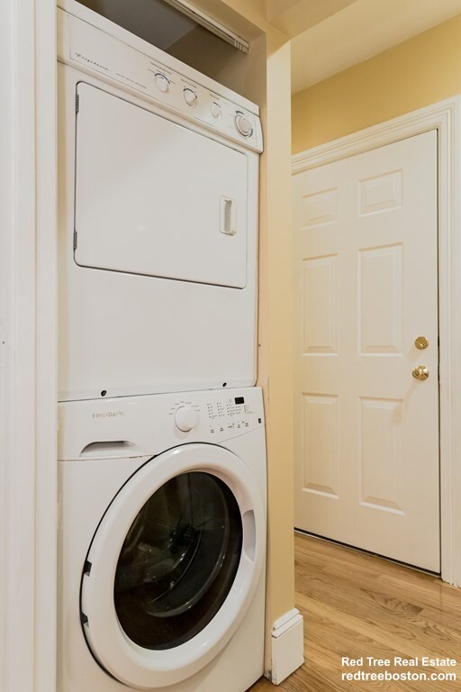 3 bed, 2 bath apartment for rent at 164 Boylston St Unit 3, Jamaica Plain — photo 14 of 19