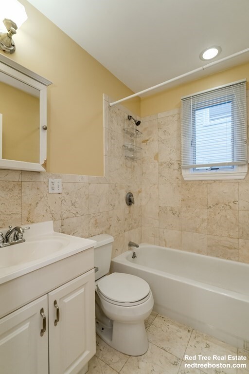3 bed, 2 bath apartment for rent at 164 Boylston St Unit 3, Jamaica Plain — photo 9 of 19