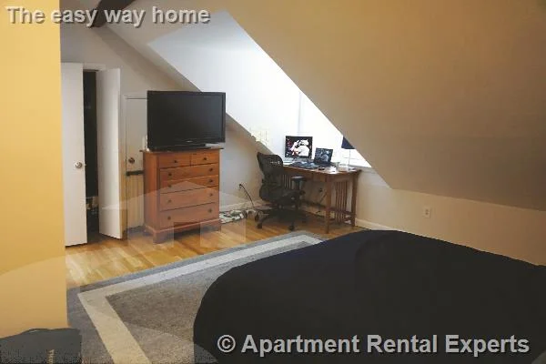 4 bed, 2 bath apartment for rent at 164 Broadway Unit 3, East Somerville — photo 2 of 11