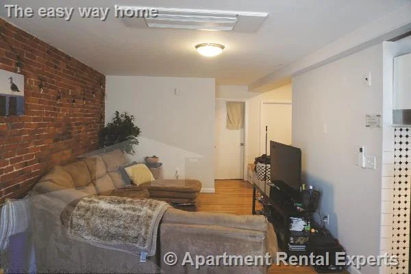 4 bed, 2 bath apartment for rent at 164 Broadway Unit 3, East Somerville — photo 8 of 11