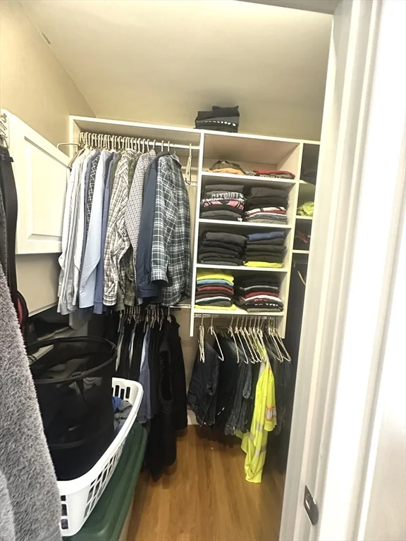 4 bed, 2 bath apartment for rent at 164 Florence Rd Unit -, Waltham — photo 9 of 19