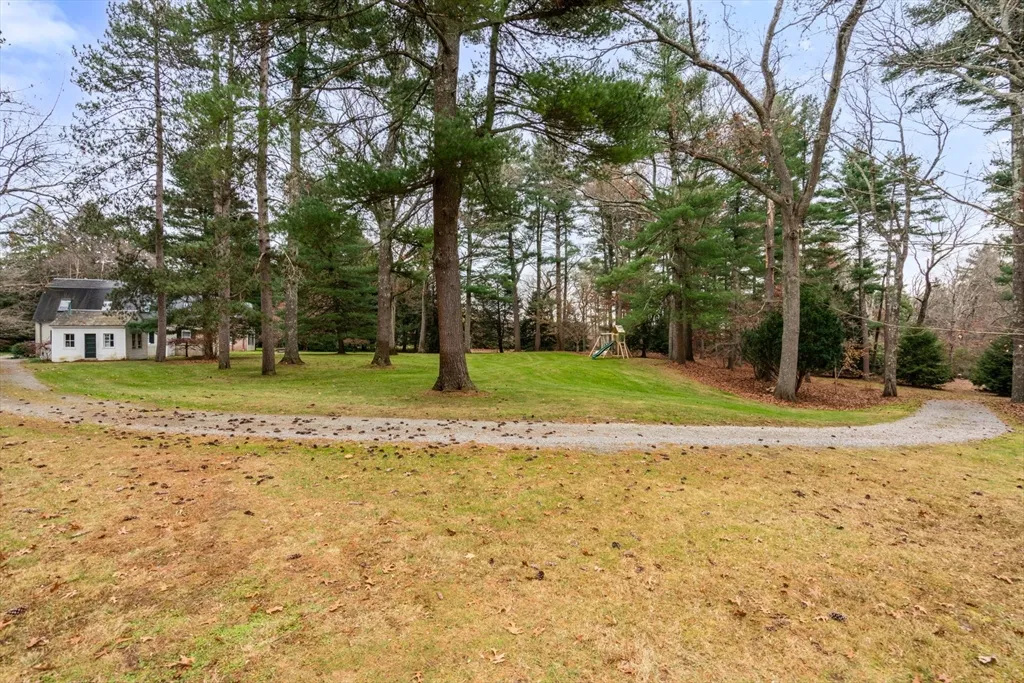 6 bed, 3 bath apartment for rent at 164 Forest St Unit 164, Sherborn — photo 30 of 32