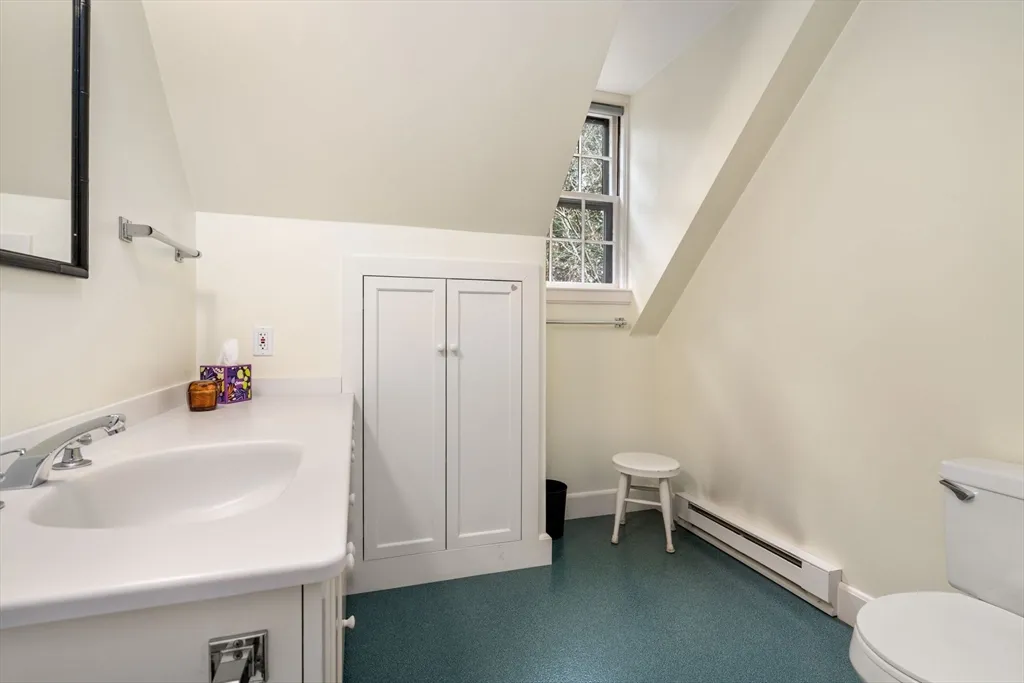 6 bed, 3 bath apartment for rent at 164 Forest St Unit 164, Sherborn — photo 26 of 32