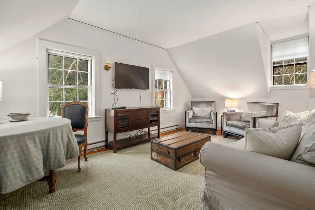 6 bed, 3 bath apartment for rent at 164 Forest St Unit 164, Sherborn — photo 25 of 32