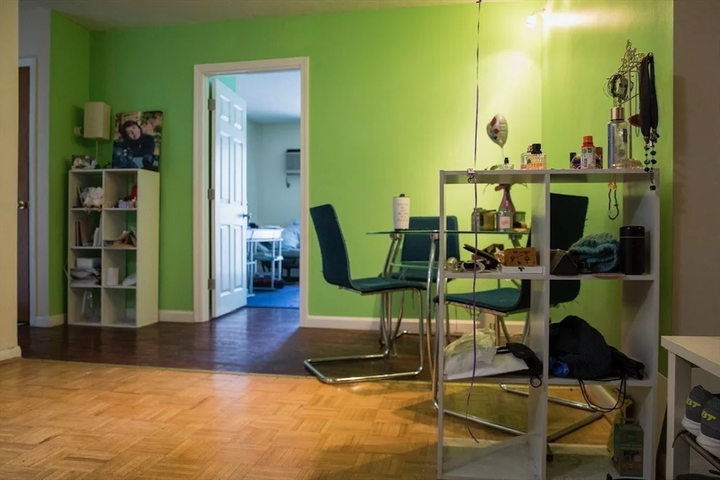 2 bed, 1 bath apartment for rent at 164 Galen St Unit 25, Watertown — photo 5 of 7