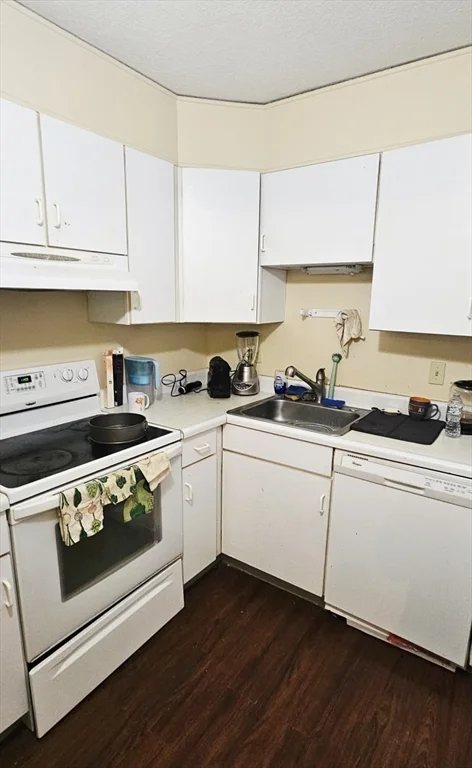 2 bed, 1 bath apartment for rent at 164 Galen St Unit 25, Watertown — photo 6 of 7