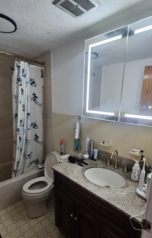 2 bed, 1 bath apartment for rent at 164 Galen St Unit 25, Watertown — photo 4 of 7