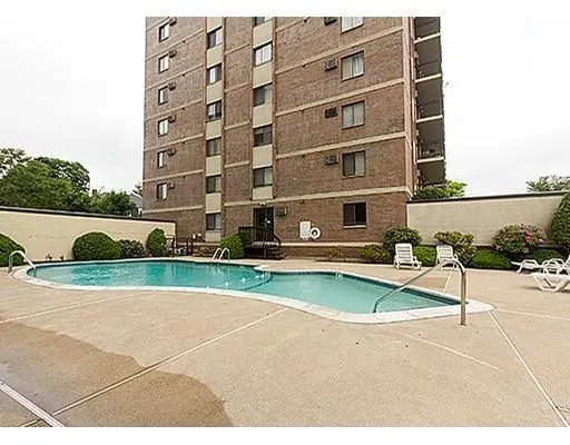 2 bed, 1 bath apartment for rent at 164 Galen St Unit 44, Watertown — photo 3 of 14