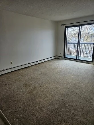 2 bed, 1 bath apartment for rent at 164 Galen St Unit 68, Watertown — photo 5 of 14