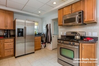 2 bed, 1 bath apartment for rent at 164 L St Unit 3, South Boston — photo 5 of 10