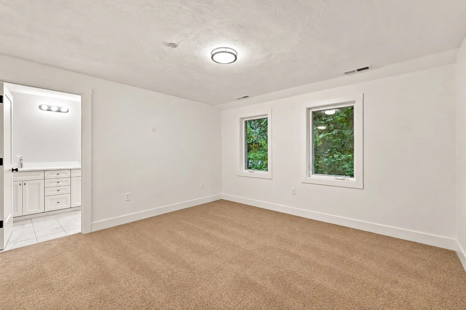 2 bed, 2 bath apartment for rent at 164 Main St Unit C, Westford — photo 13 of 29