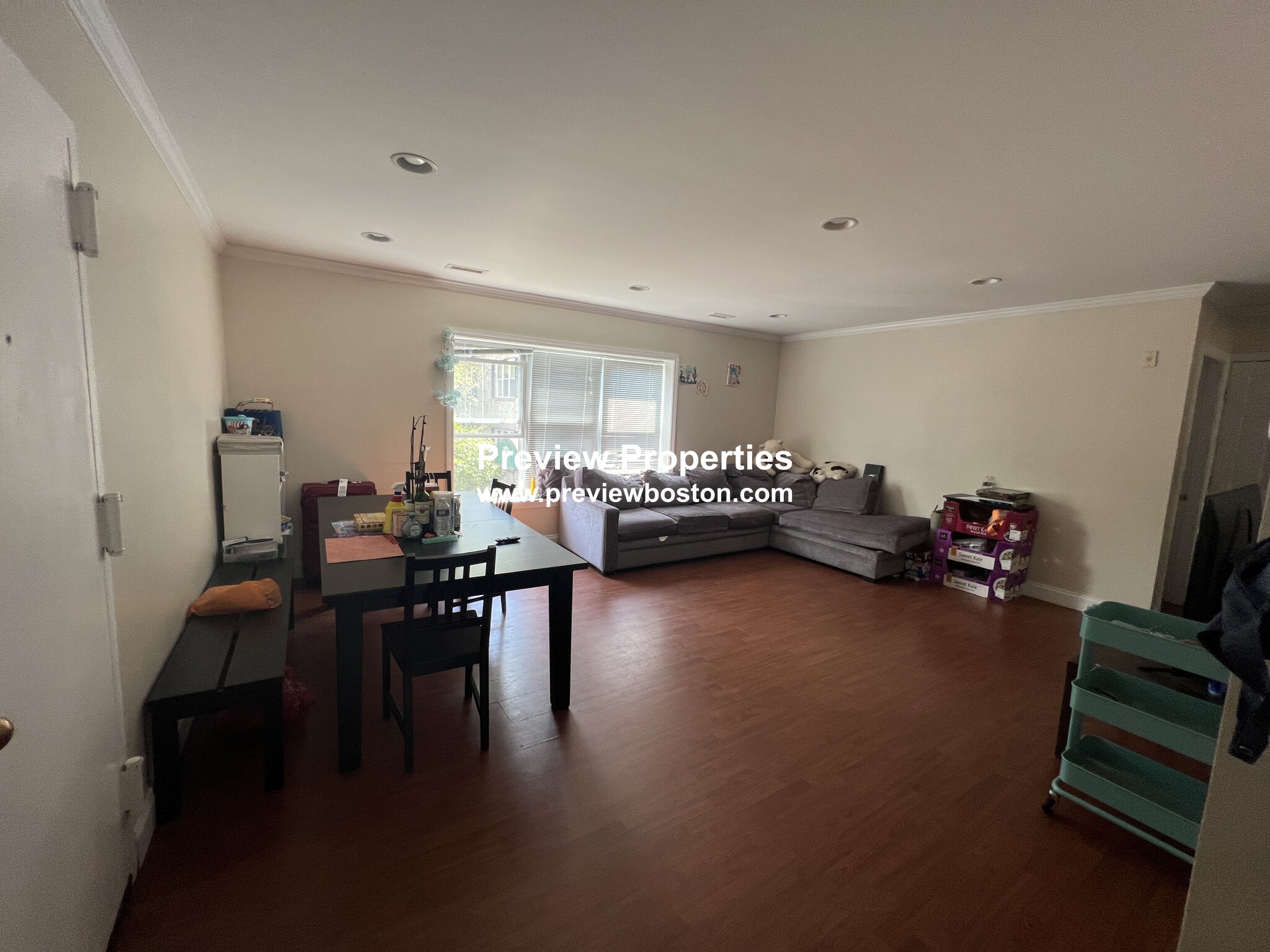 3 bed, 2 bath apartment for rent at 164 Newton St Unit 3, Brighton — photo 2 of 14