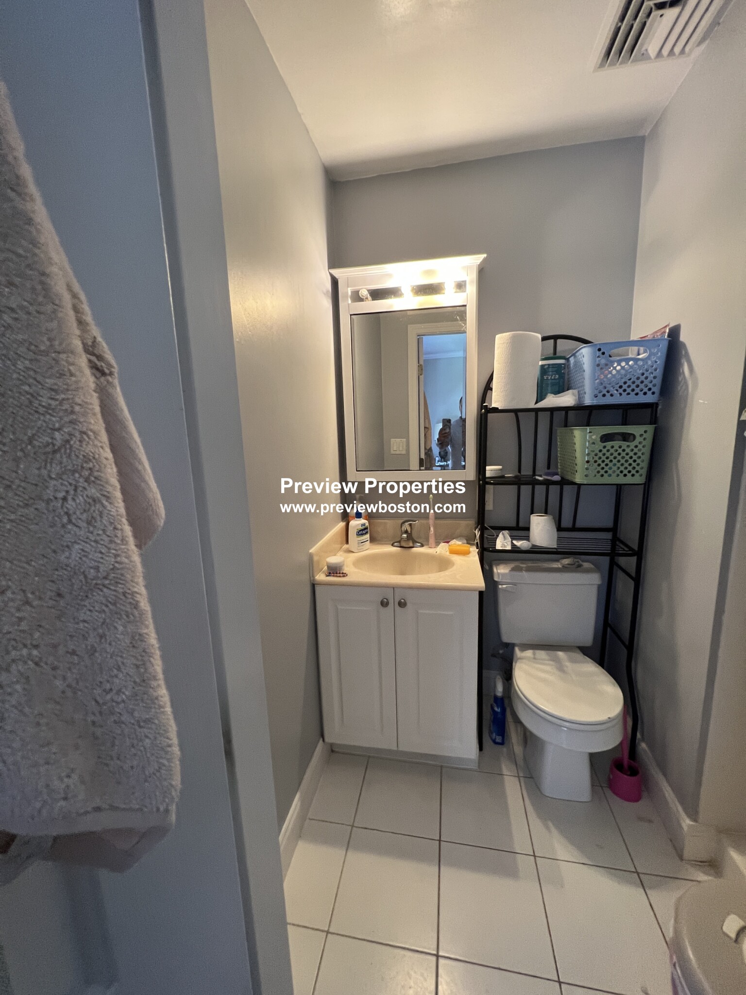 3 bed, 2 bath apartment for rent at 164 Newton St Unit 3, Brighton — photo 12 of 14
