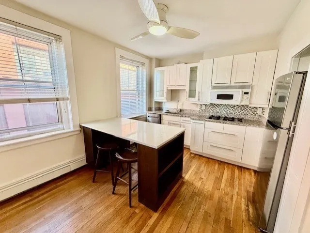 2 bed, 1 bath apartment for rent at 164 Prince St Unit 2, North End — photo 3 of 16