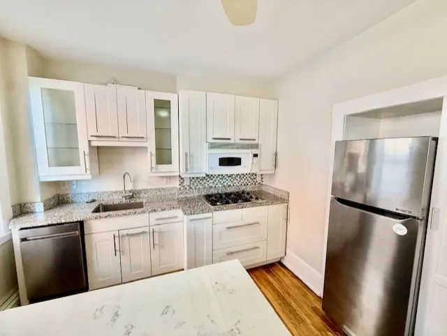 2 bed, 1 bath apartment for rent at 164 Prince St Unit 2, North End — photo 4 of 16
