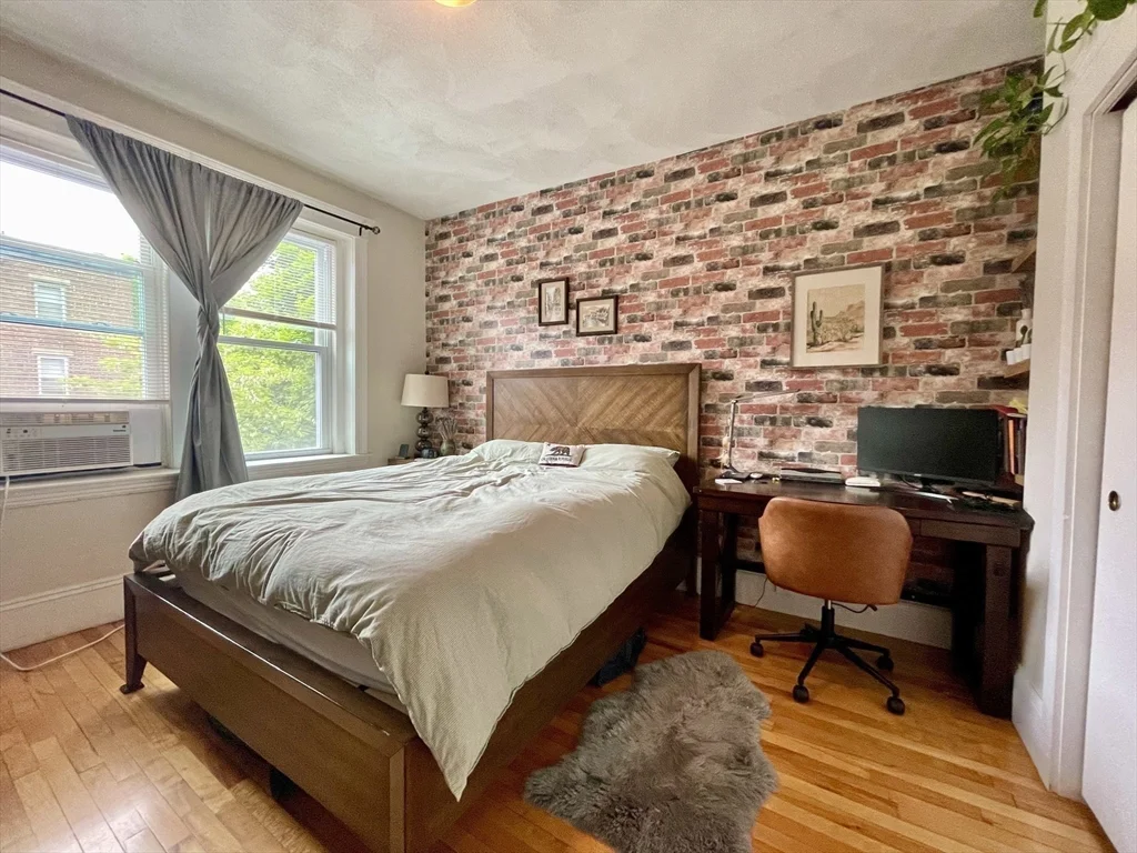 1 bed, 1 bath apartment for rent at 164 Strathmore Rd Unit 12, Brighton — photo 9 of 22