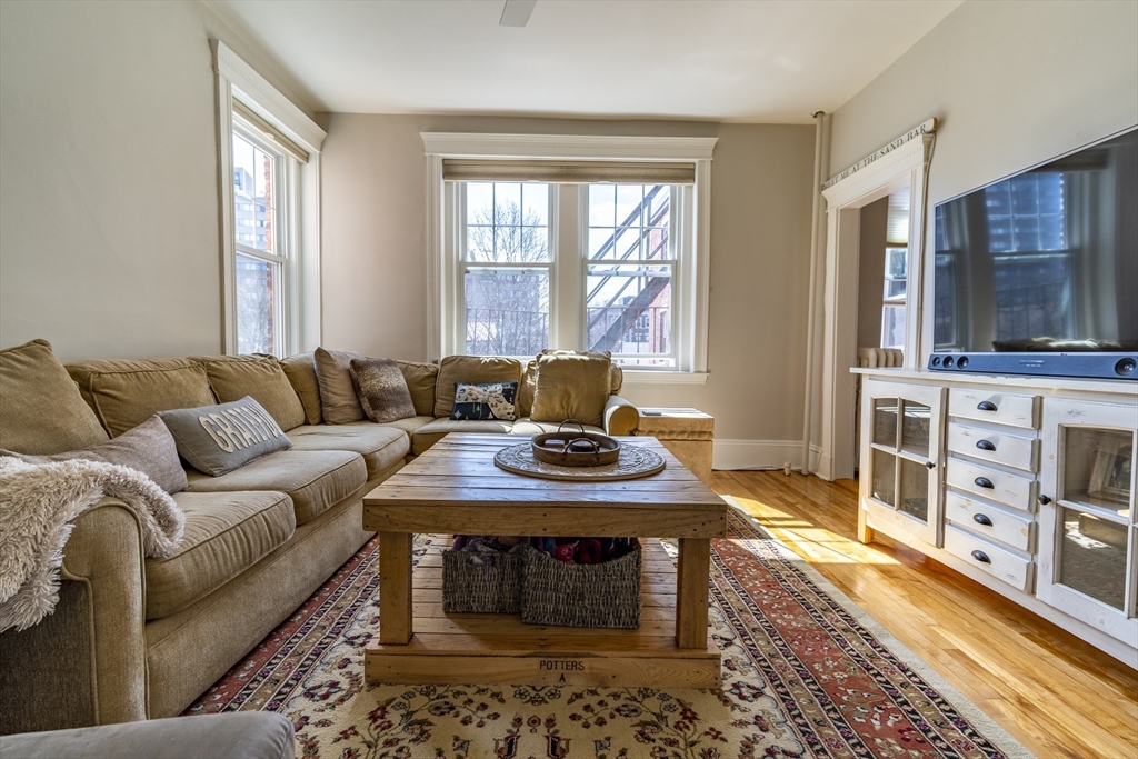 2 bed, 1 bath apartment for rent at 164 Strathmore Rd Unit 17, Brighton — photo 1 of 12