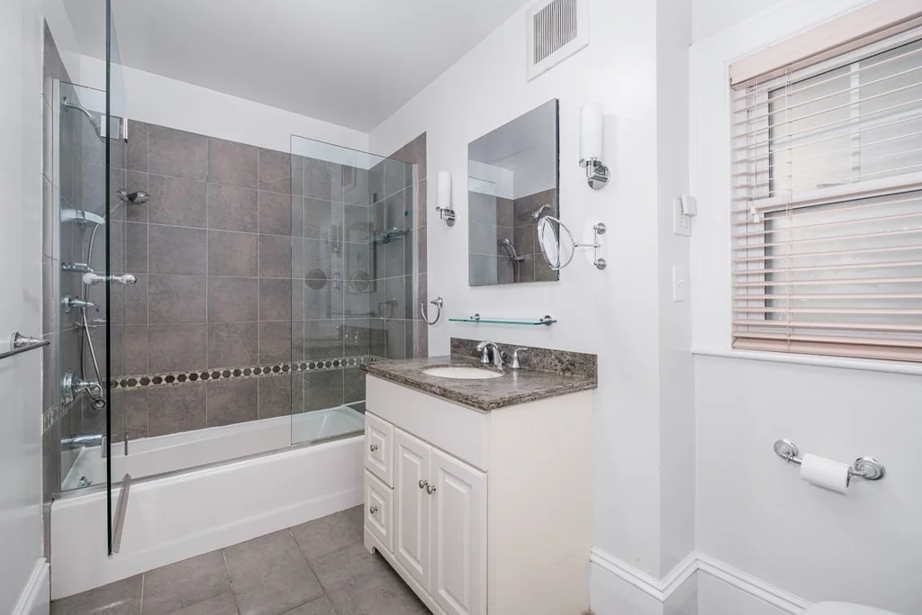 5 bed, 3.5 bath apartment for rent at 164 Tappan St Unit 1, Brookline — photo 15 of 33