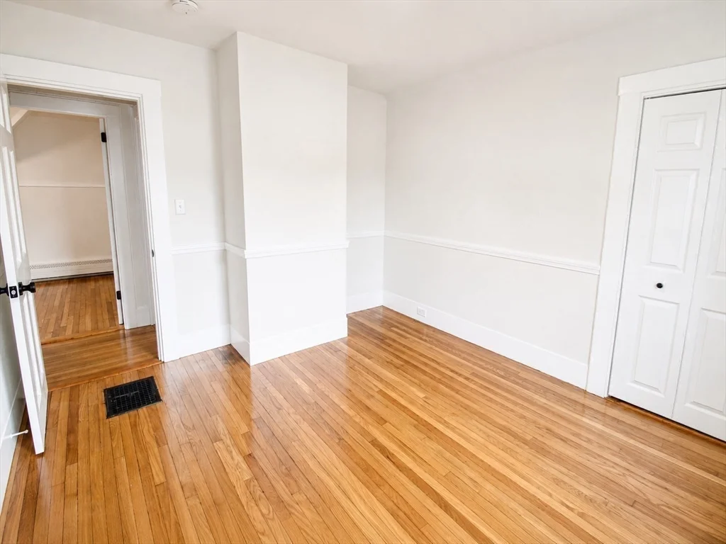 3 bed, 1 bath apartment for rent at 164 Warren Ave Unit 164, Whitman — photo 17 of 22