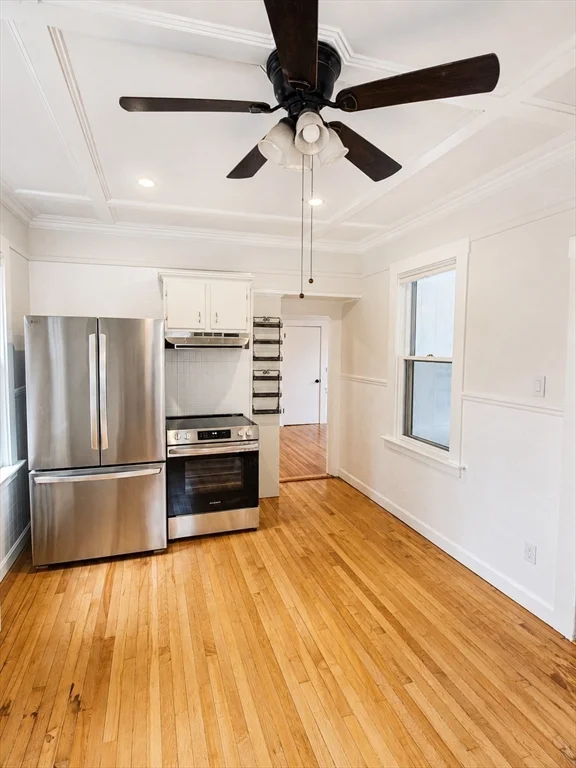 3 bed, 1 bath apartment for rent at 164 Warren Ave Unit 164, Whitman — photo 8 of 22