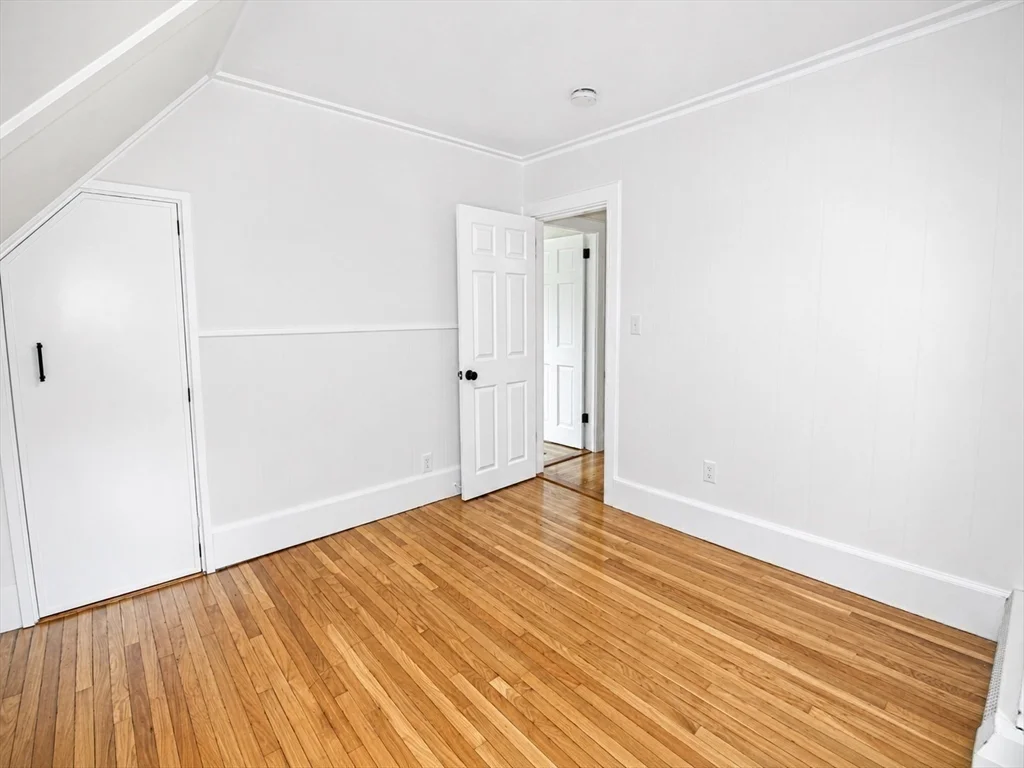 3 bed, 1 bath apartment for rent at 164 Warren Ave Unit 164, Whitman — photo 20 of 22