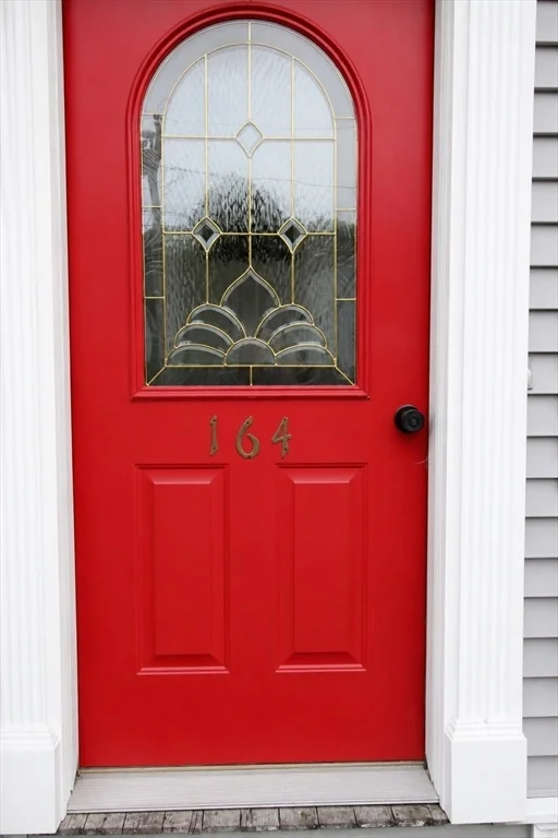 3 bed, 1 bath apartment for rent at 164 Warren Ave Unit 164, Whitman — photo 2 of 22