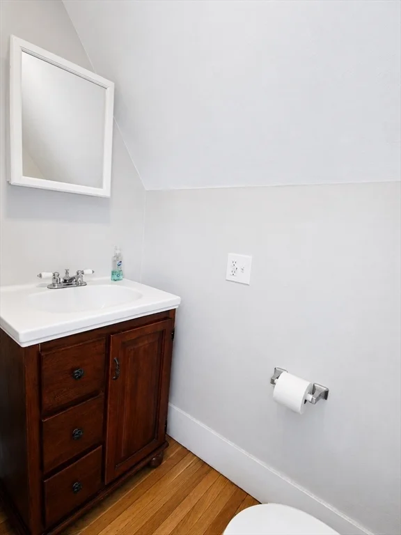 3 bed, 1 bath apartment for rent at 164 Warren Ave Unit 164, Whitman — photo 21 of 22