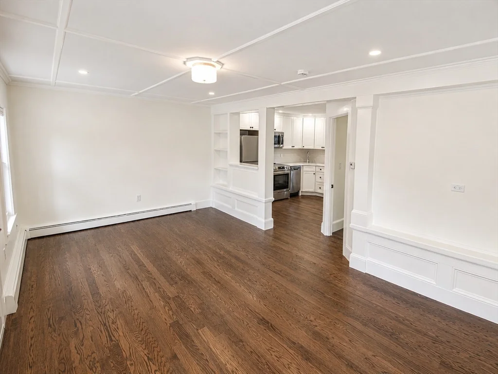 1 bed, 1 bath apartment for rent at 164 Warren Ave Unit B, Whitman — photo 4 of 11