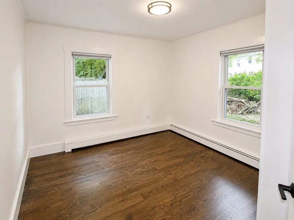 1 bed, 1 bath apartment for rent at 164 Warren Ave Unit B, Whitman — photo 6 of 11
